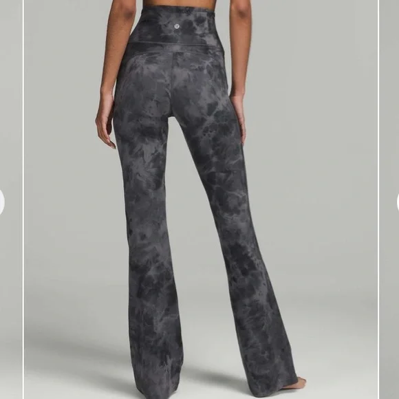 Lululemon Diamond Dye Grey Graphite Groove Super-High-Rise Flared Pant | Size 6 - Picture 2 of 9